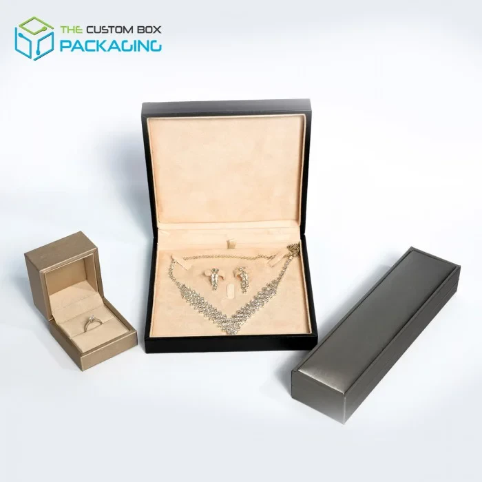 Necklace Boxes